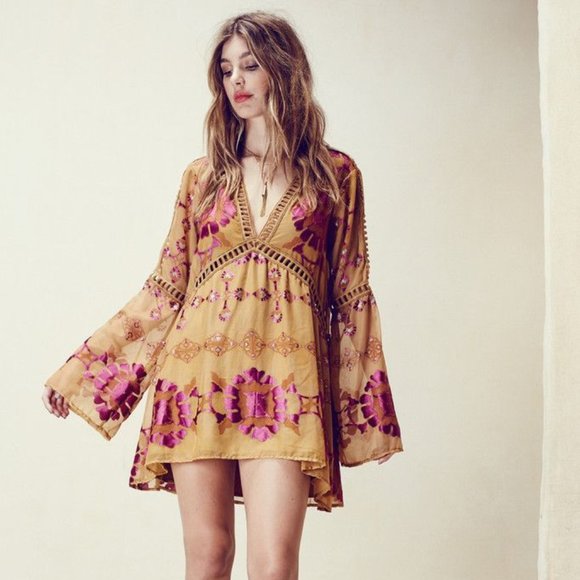 For Love And Lemons Dresses & Skirts - For Love & Lemons Barcelona Mini Dress